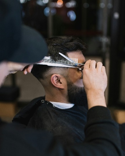 Clean Cut, Clean Shop
